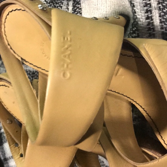 Chanel shoes - Picture 7 of 8